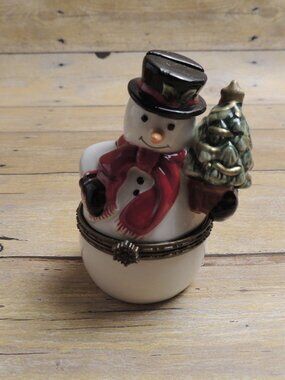 Harry and David Snowday Festive Snowman Truffle Box & Place Card Holders NEW